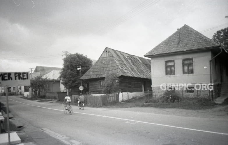 Street - Typical houses.