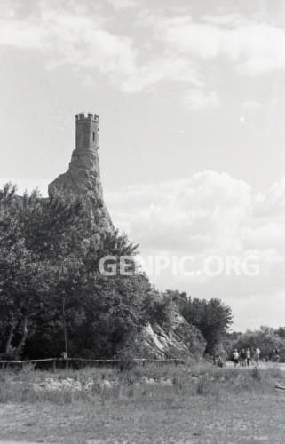 Devínsky hrad - Panenská veža.
