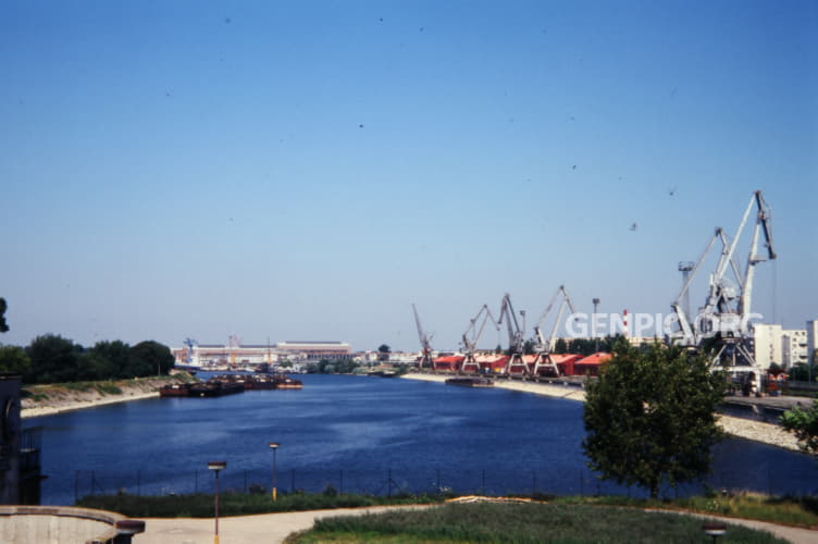 Port of Komarno.