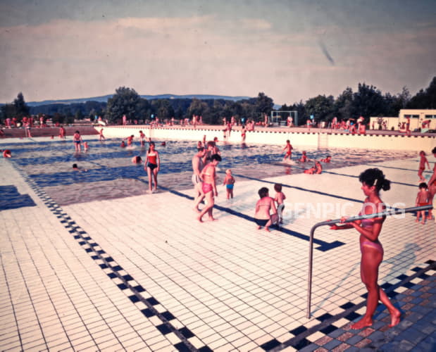 Thermal swimming pool Vadas.