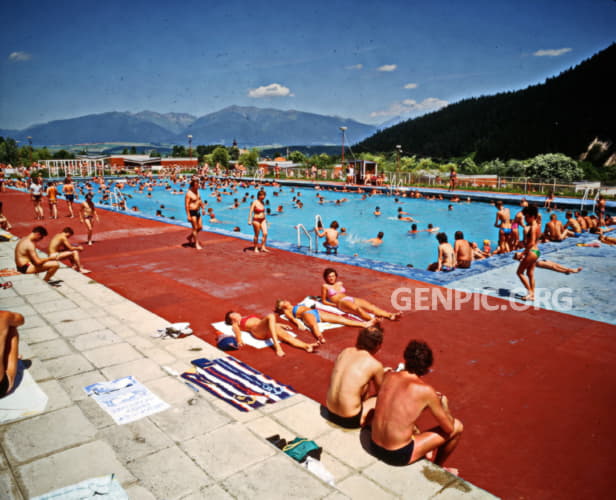 Thermal swimming pool.