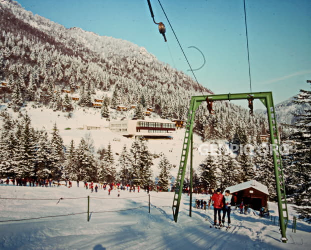 Skiing Pod Sokolim.