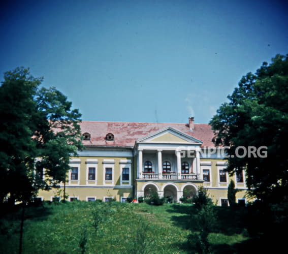 Manor house in Velky Blh.