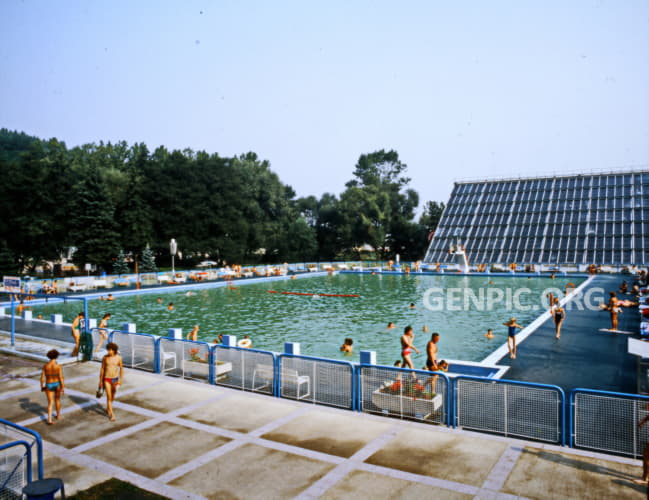 Swimming pool Neresnica.