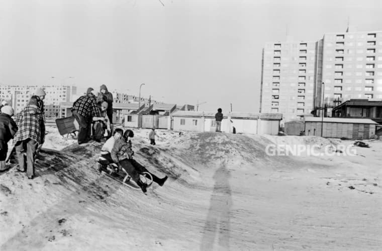 Playing children - Sledging on the Dolne hony residential area.