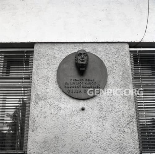 Commemorative plaque at the family home of composer Gejza Dusik.