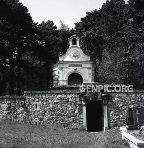 Kaplnka sv. Vendelína s pálffyovskou hrobkou.