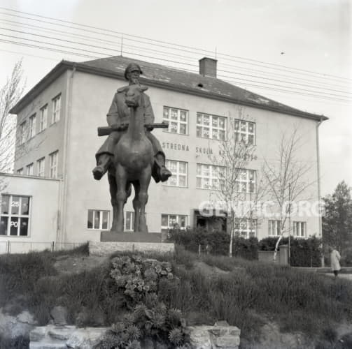 Statue of Captain Ján Nalepka.
