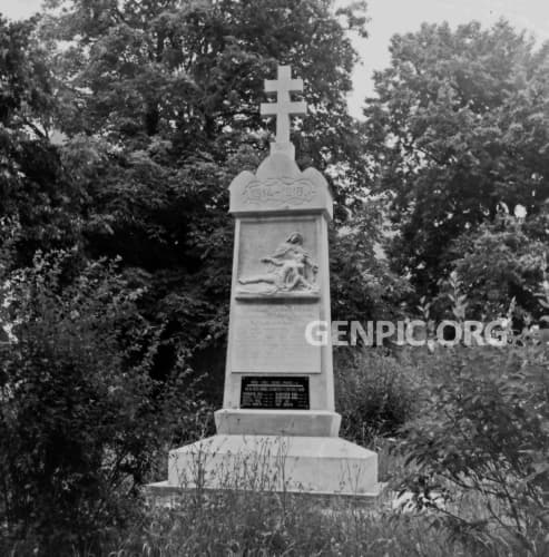 Pomník obetiam 1. a 2. svetovej vojny.